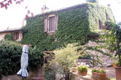 Country House in hamlet in Chianti – Siena